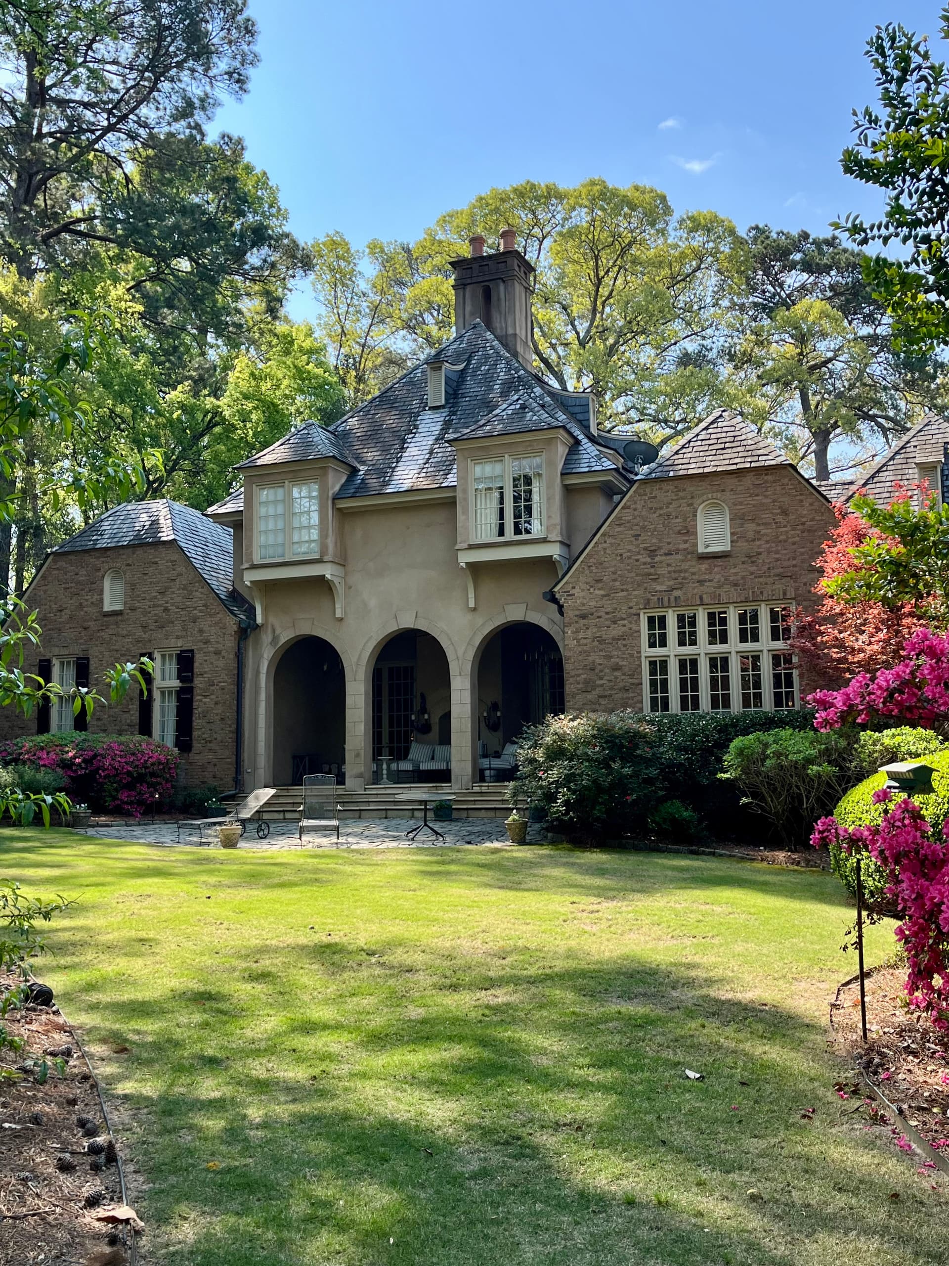 Gallery photos for Enhancing Home Views with Crystal-Clear Windows: Image #4