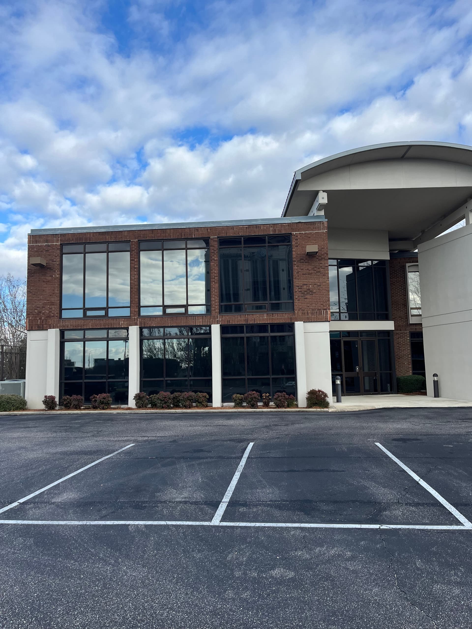 Gallery photos for Downtown Montgomery Office Building Shines Bright with Our Expert Window Cleaning: Image #9