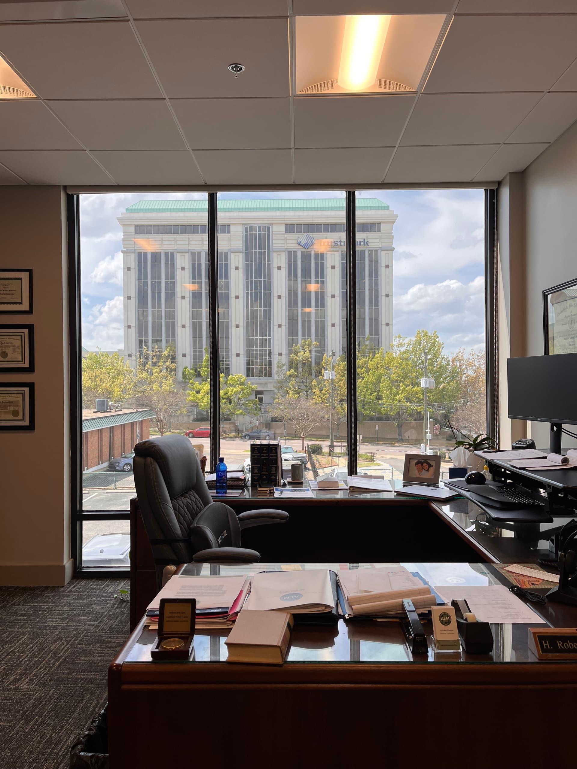 Gallery photos for Downtown Montgomery Office Building Shines Bright with Our Expert Window Cleaning: Image #7