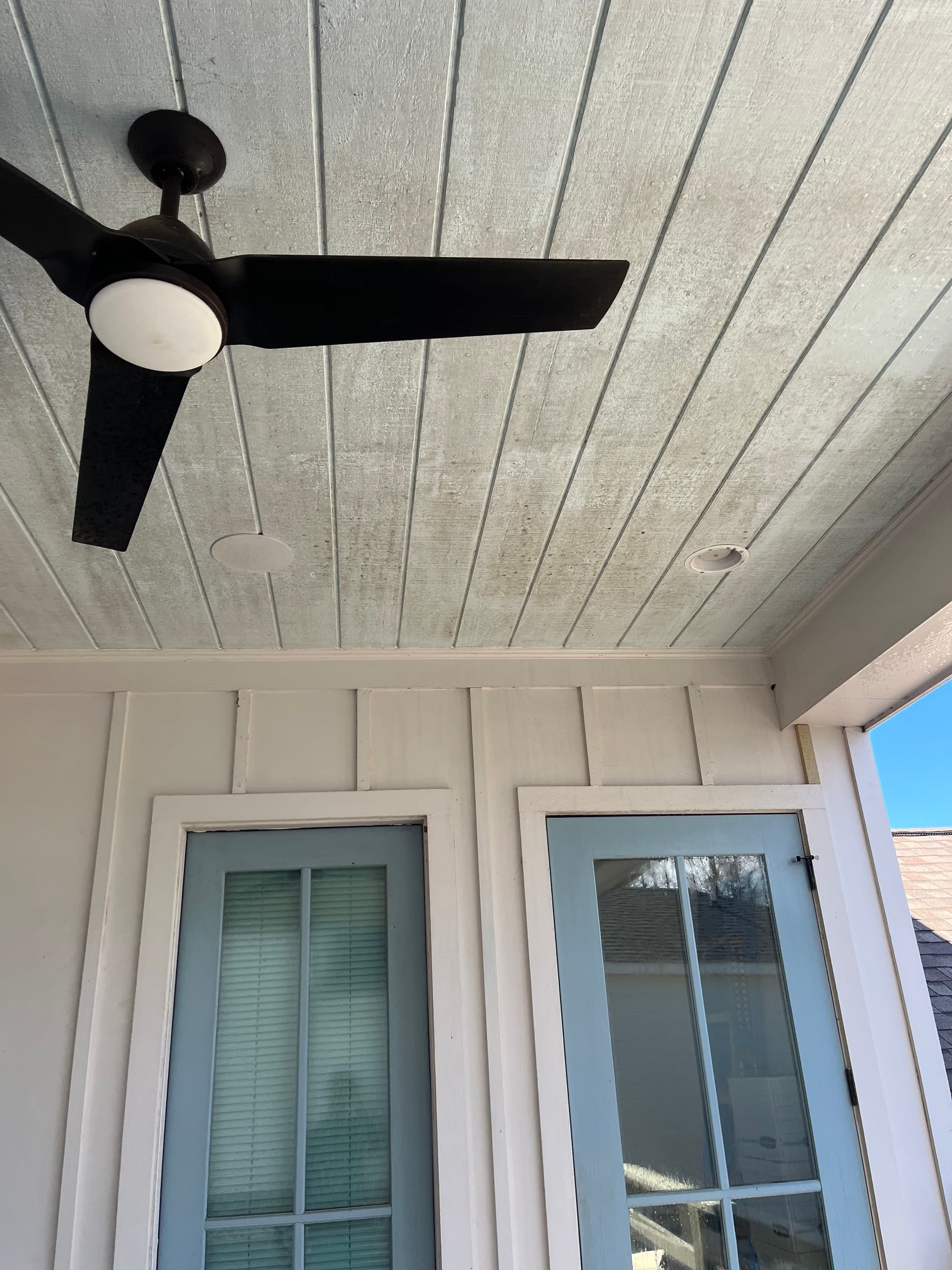 Gallery photos for Enhancing Home Views with Expert Window Cleaning: Image #2